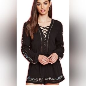 Kendall And Kylie Floral Embroidered Romper Size Small